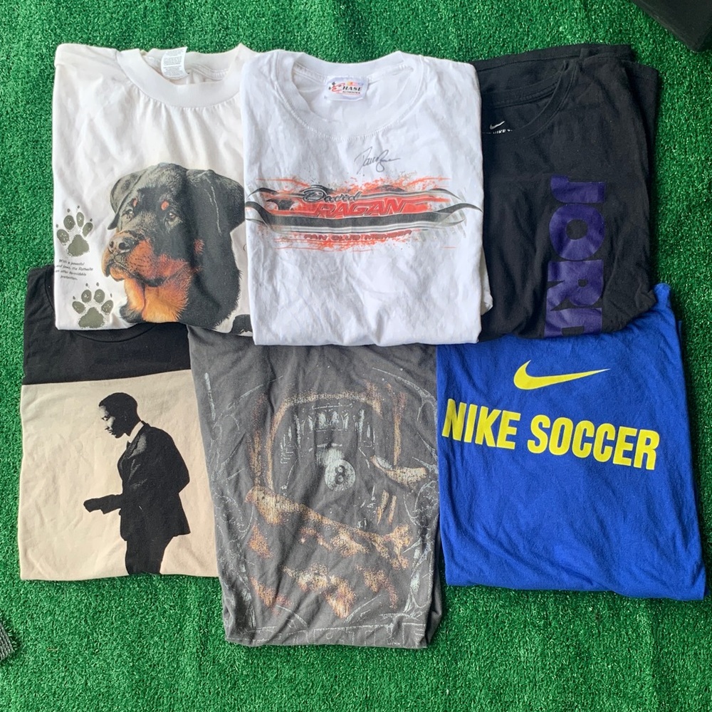 Nike Blue 'NIKE SOCCER' Graphic T-Shirt with Yellow Logo - Men's Tee